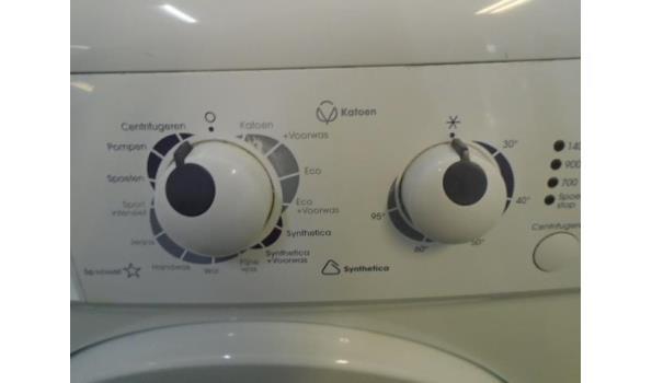 Zanussi ZWF3145 wasmachine